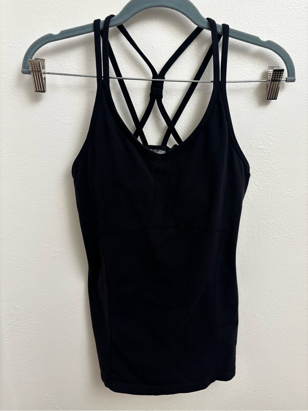 Athleta Black Tank Top with Built in Bra and Crisscross Back Womens Small